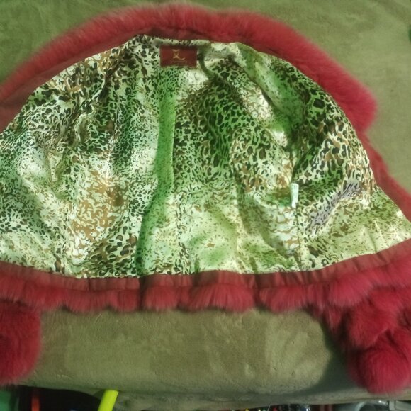 ***Dyed Red Fox Fur Coat, Chinese Size XXL 44, US Equivalent Large - Picture 3 of 3